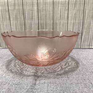 Vintage Arcoroc Rosalind Pink Serving Bowl.